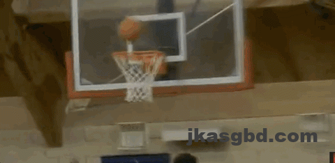 17岁赚了一百万美元，25岁被CBA裁员